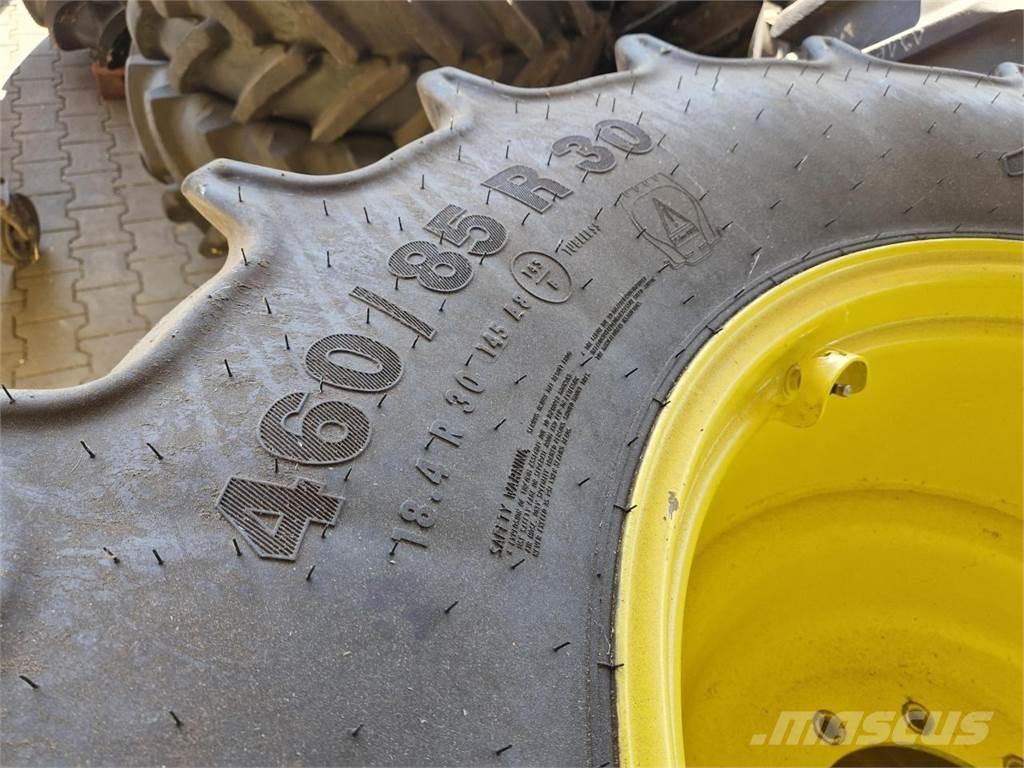 Mitas 460/85R30 Banden, wielen en velgen