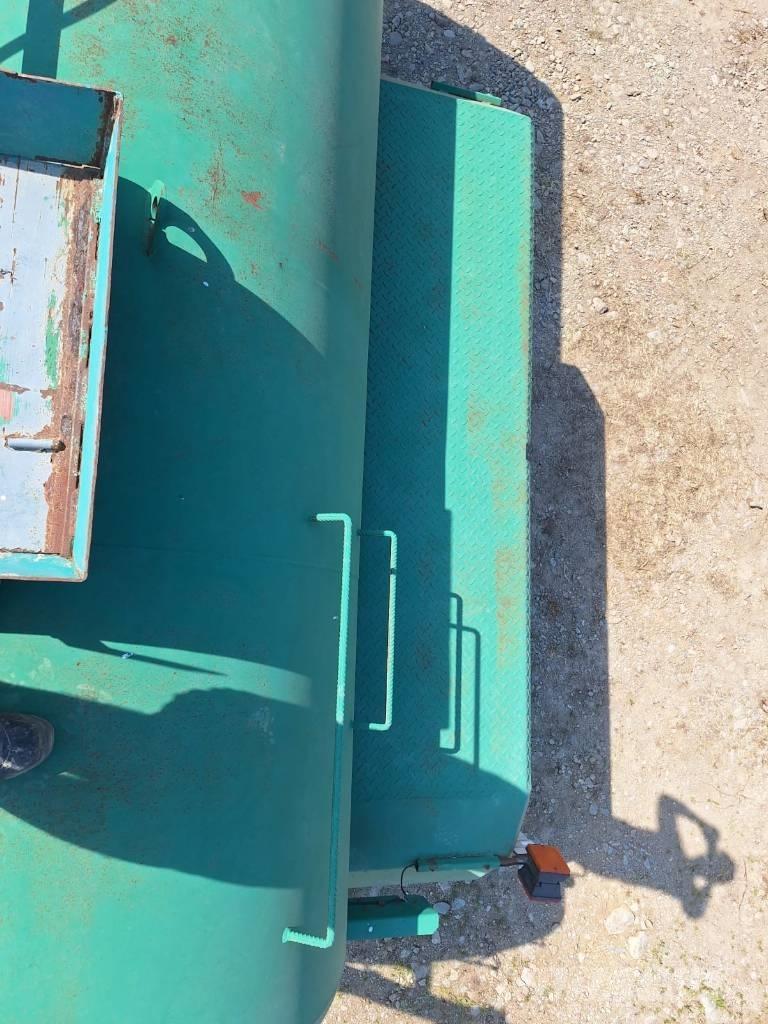 Vepi 13500 Mesttank