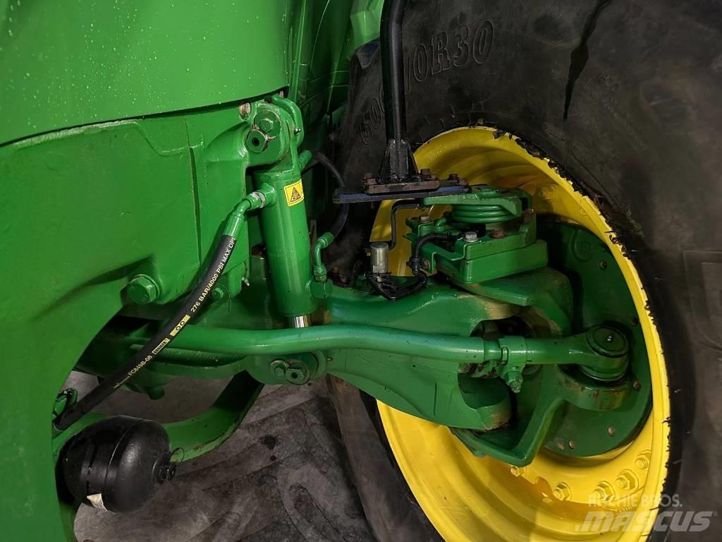 John Deere 7230 R Tractoren