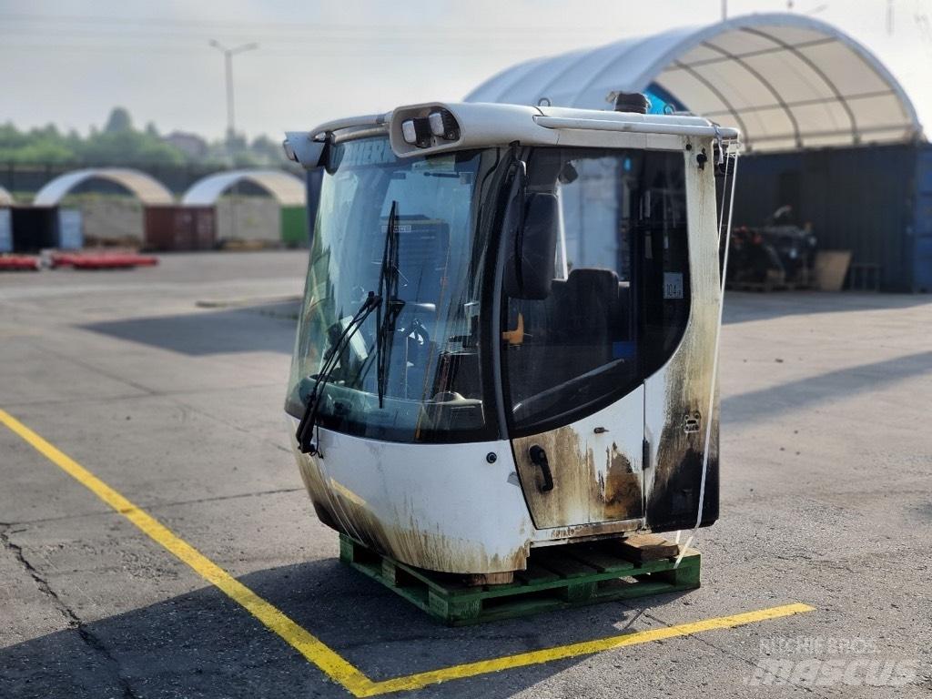 Liebherr L 550 CAB Cabine en interieur