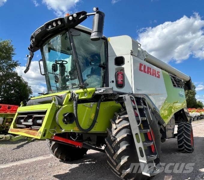CLAAS TRION 640 Maaidorsmachines