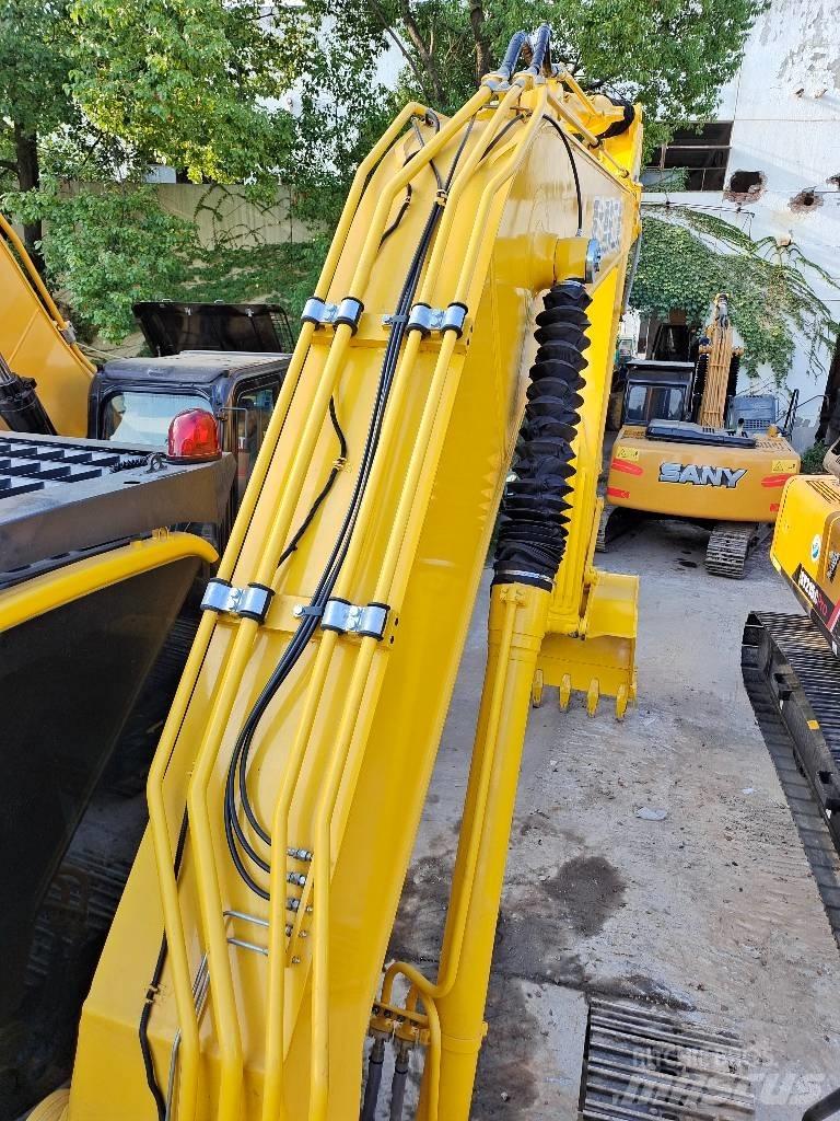 Komatsu PC 200-8 Rupsgraafmachines