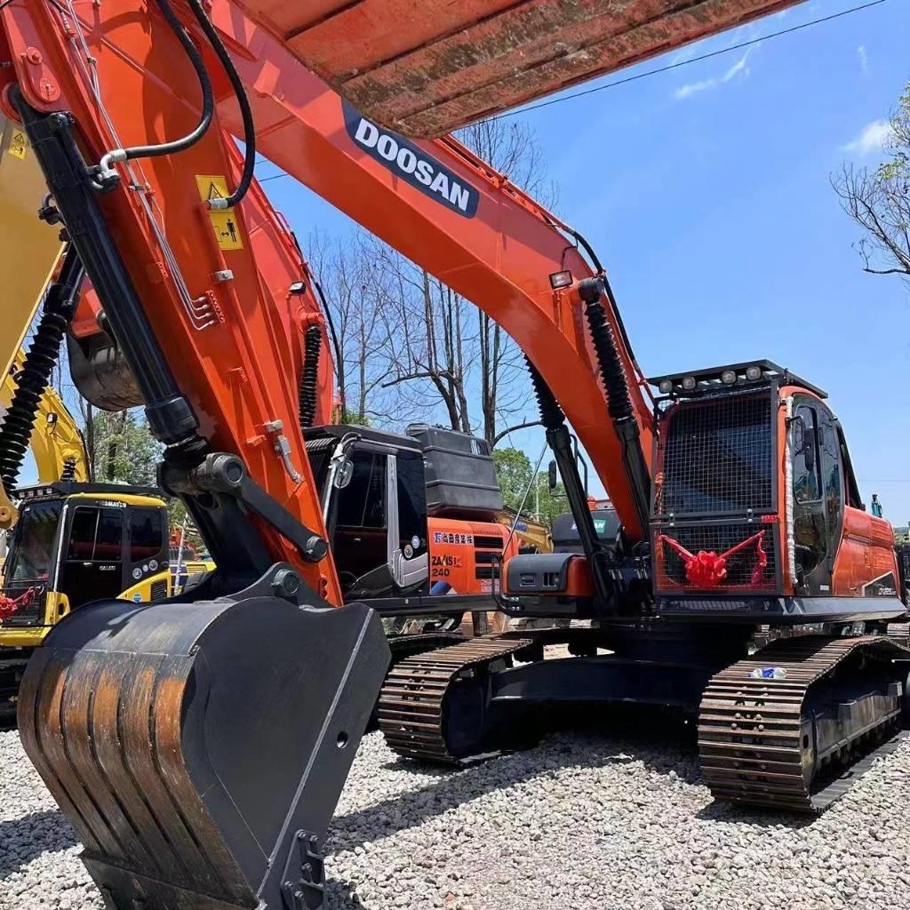 Doosan DX 225 LC Rupsgraafmachines