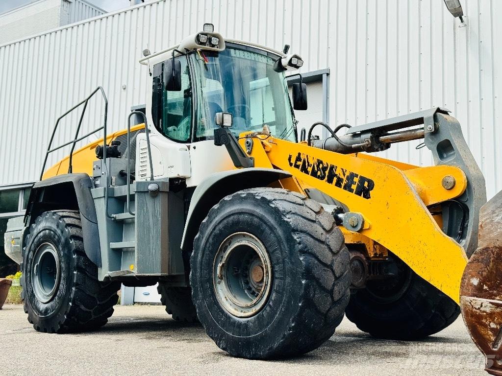 Liebherr L 566 Wielladers