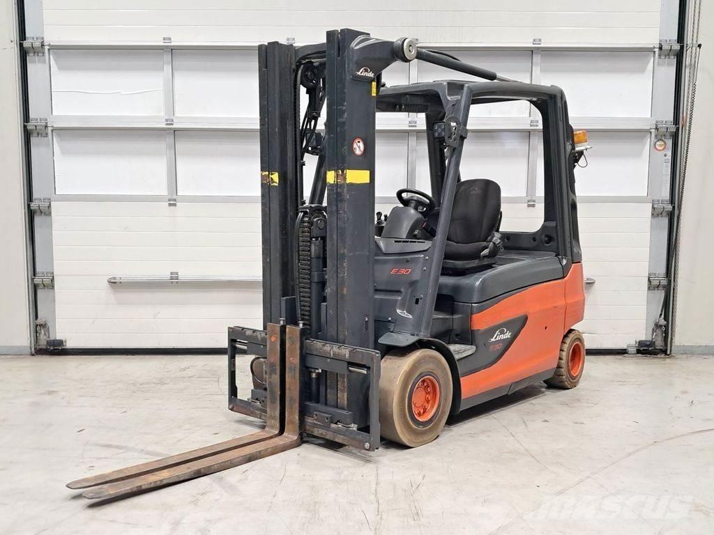 Linde E30L-01 Elektrische heftrucks
