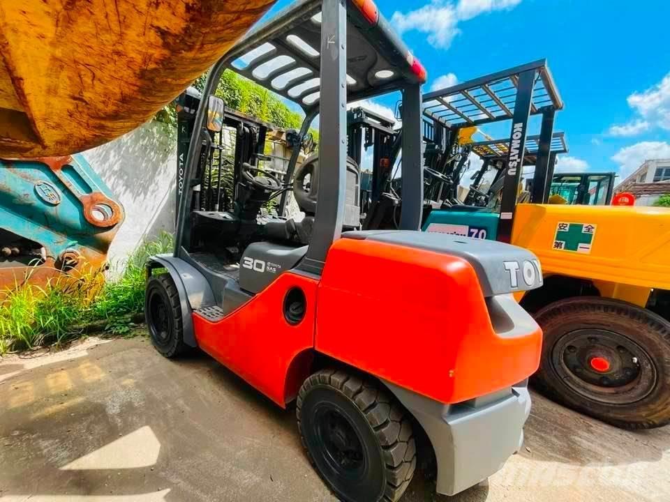 Toyota FB30-7 Elektrische heftrucks