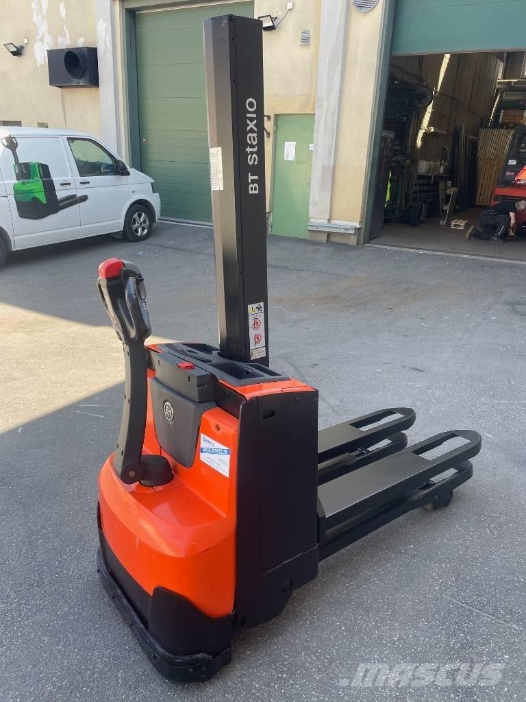 BT SWE080L Meeloop stapelaar