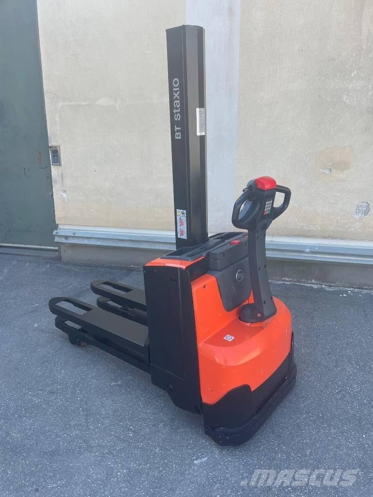 BT SWE080L Meeloop stapelaar
