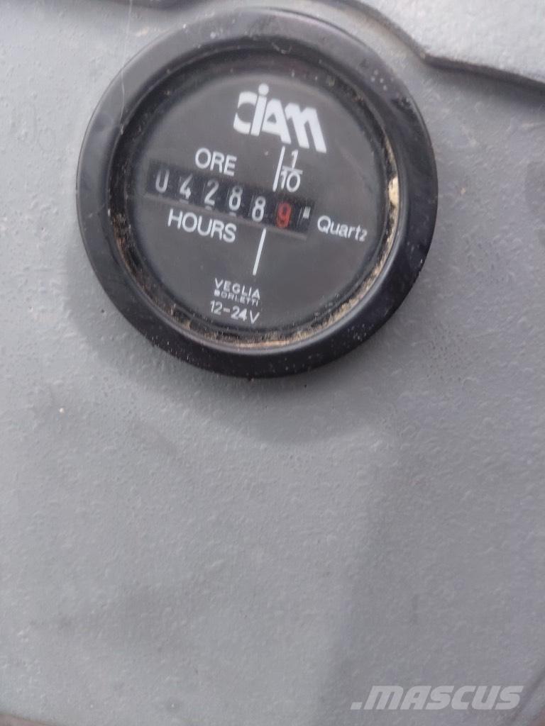 Kramer-allrad 808K Midigraafmachines 7t - 12t