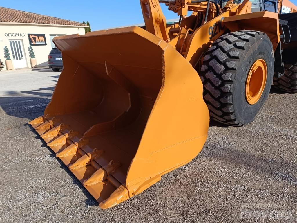 CASE 921 C/2 Wielladers