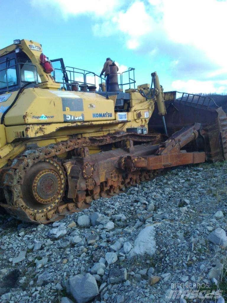 Komatsu D 575 A-3 Rupsdozers