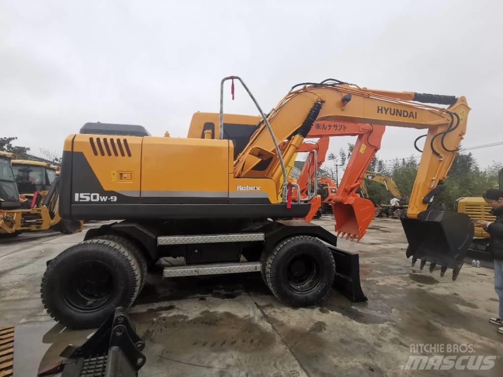 Hyundai R 150W Wielgraafmachines