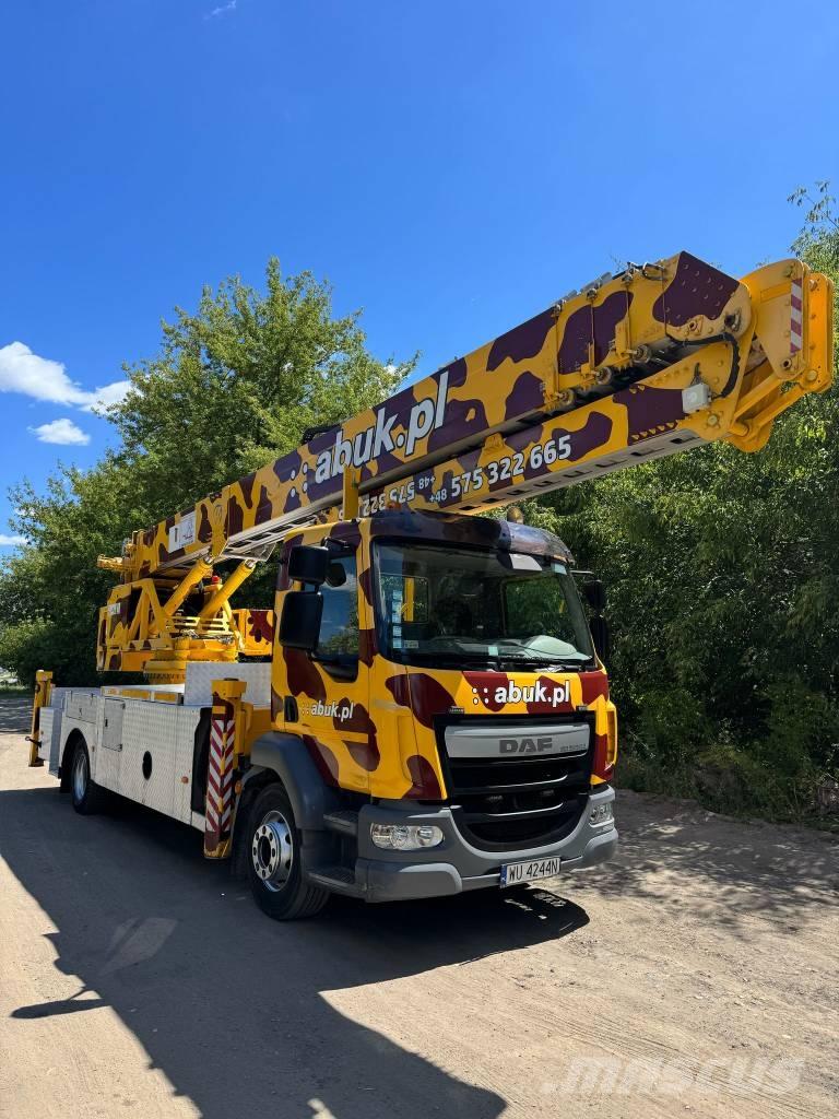 Klaas K35-40 Kranen voor alle terreinen