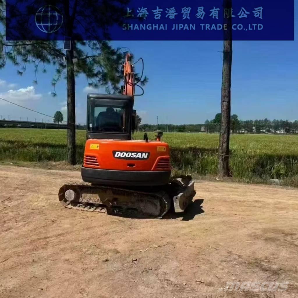 Doosan DH 60 Minigraafmachines < 7t