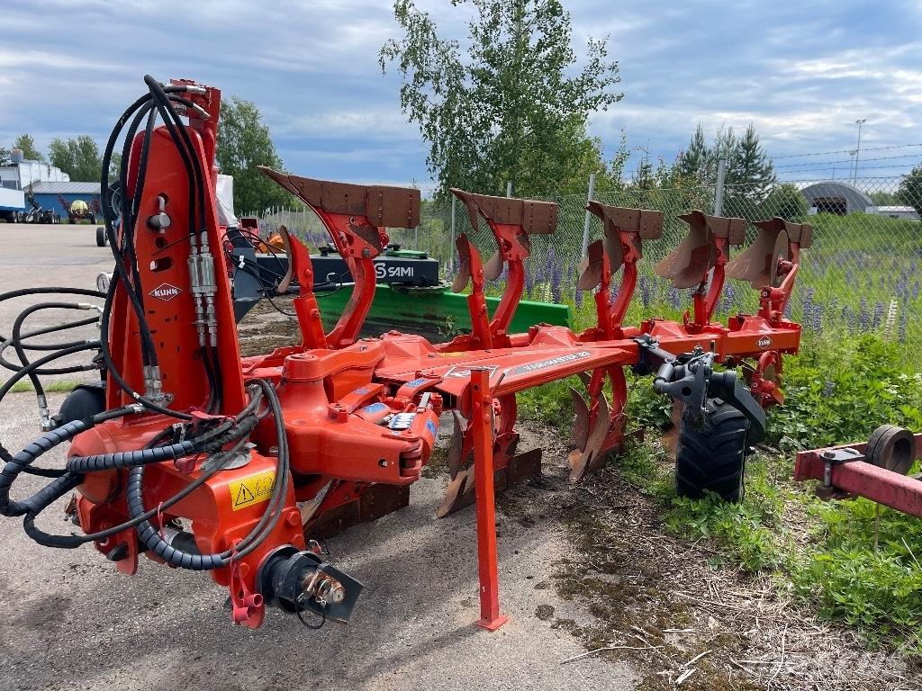 Kuhn Vari-Master 123 Wentelploegen
