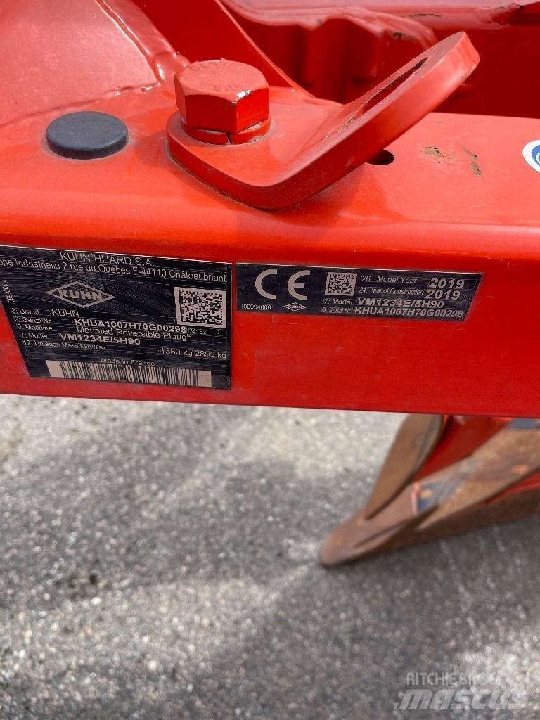 Kuhn Vari-Master 123 Wentelploegen