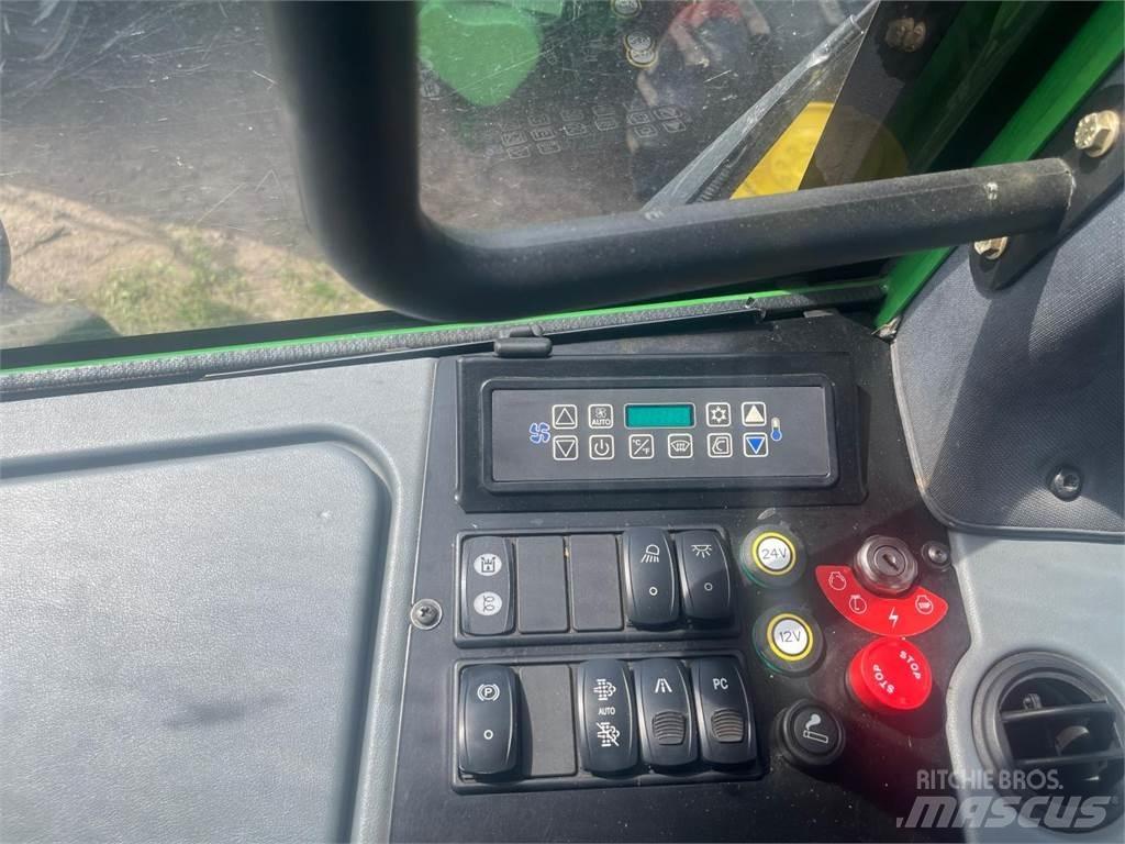 John Deere 1270 E Harvesters
