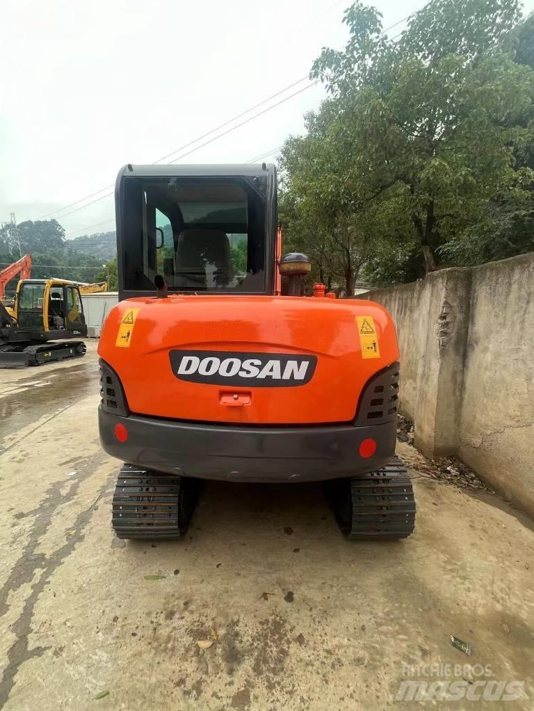 Doosan DH 60-7 Minigraafmachines < 7t