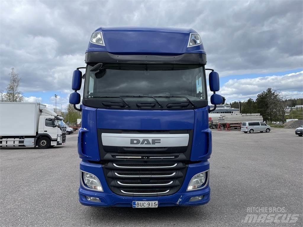 DAF XF510 6x2 Vrachtwagen met containersysteem