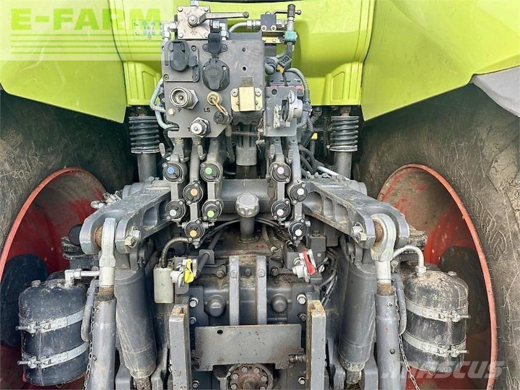 CLAAS axion 850 Tractoren