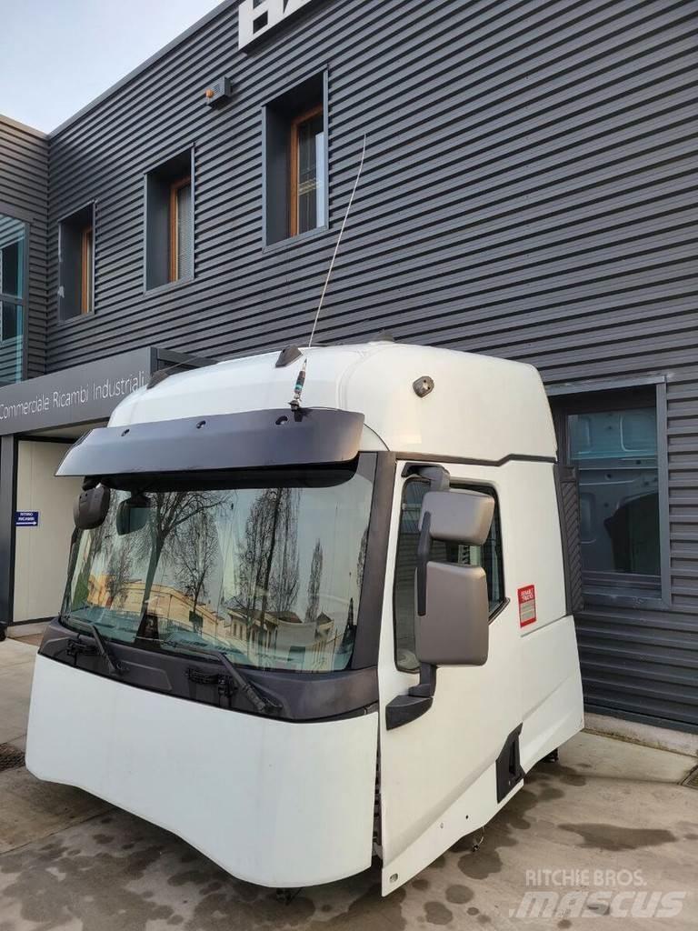 Renault T model Cabine en interieur
