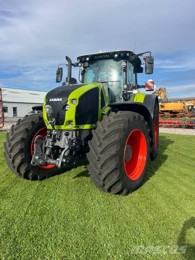 CLAAS Axion 960 Tractoren