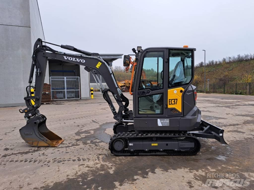 Volvo EC 37 F Minigraafmachines < 7t