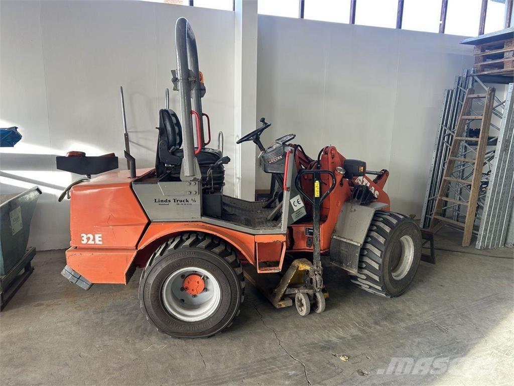 Atlas AR32E Schrank- en knikladers