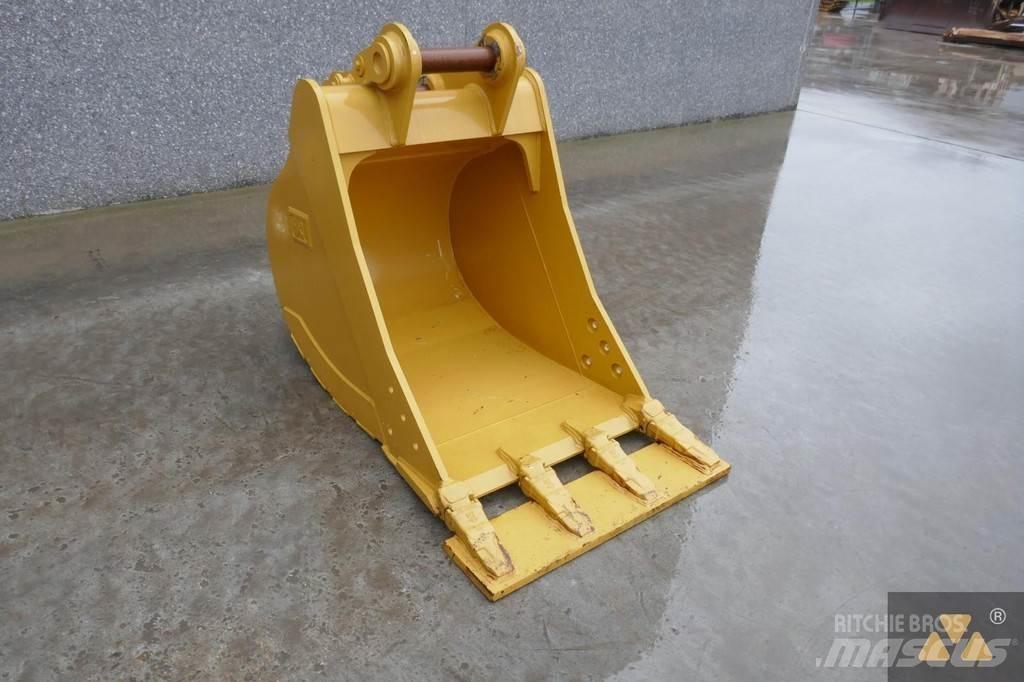 CAT 320 Bucket Bakken