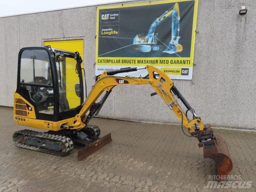 CAT 301.7 D Minigraafmachines < 7t