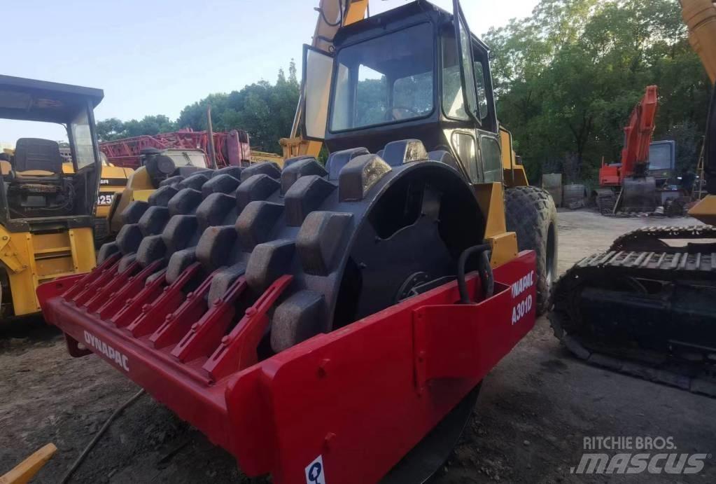 Dynapac CA 30 D Trilrolwalsen