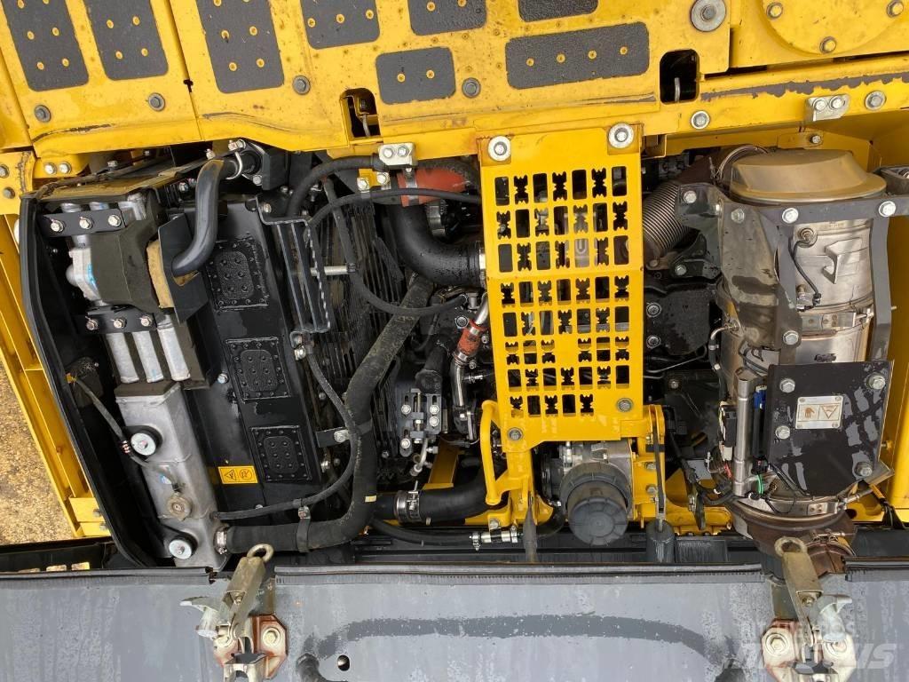 Komatsu PC240LC-10 Long Reach Graafmachines