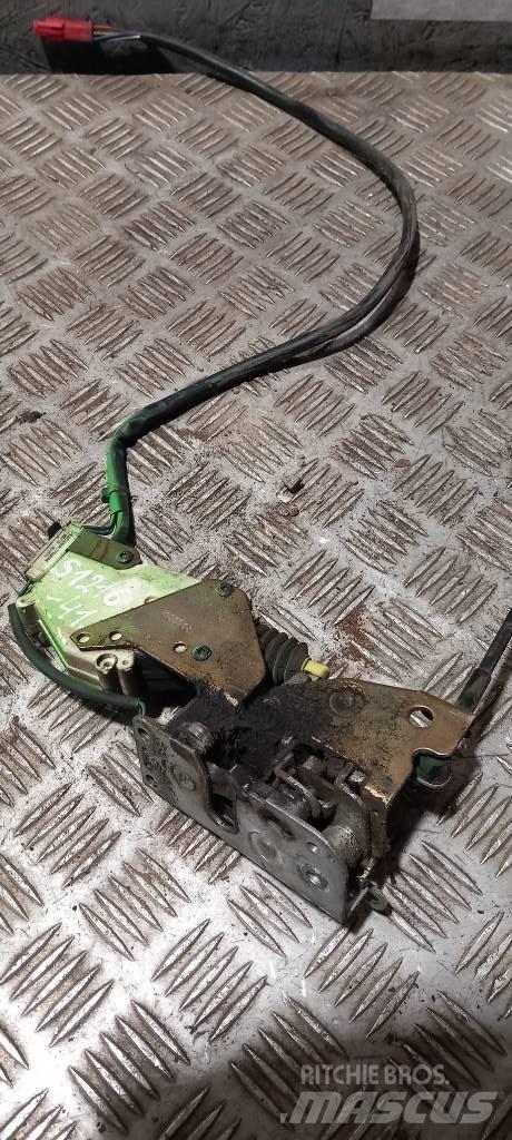 Scania R 440    1889268 Cabine en interieur