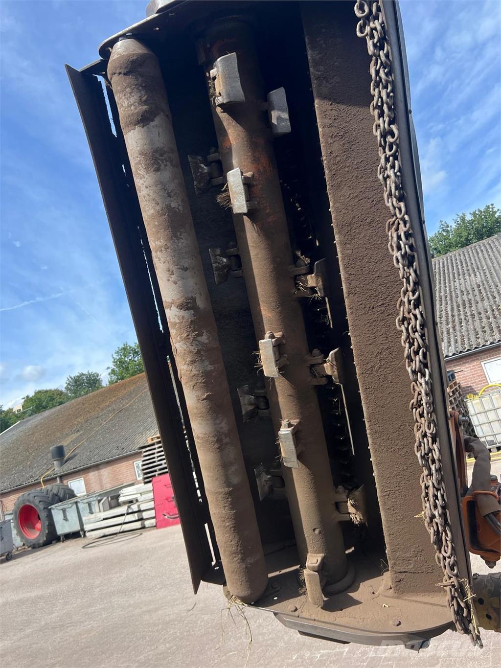 Berti TAPS 200 Rough-, trim- en kantmaaiers