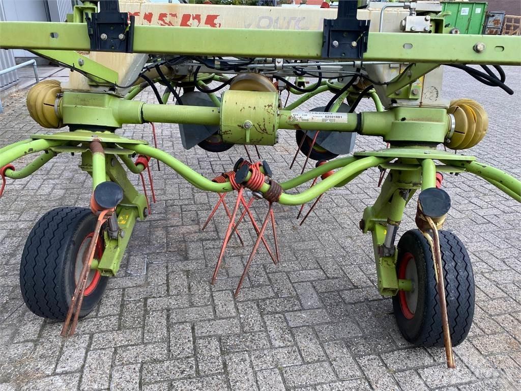 CLAAS volto 1050T Schudders