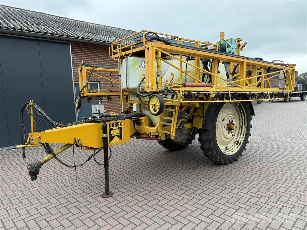 Dubex Junior 2427 Zelfrijdende spuitmachines