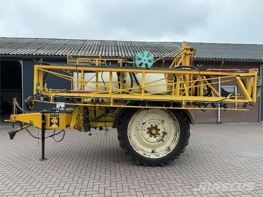 Dubex Junior 2427 Zelfrijdende spuitmachines