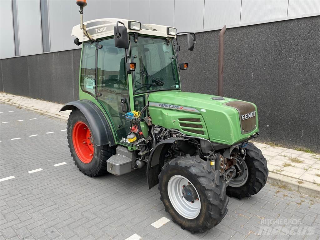 Fendt 207 VA Tractoren