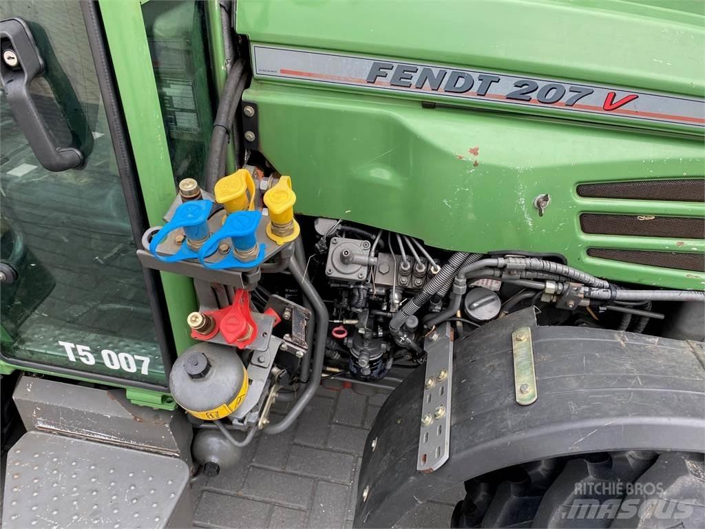 Fendt 207 VA Tractoren