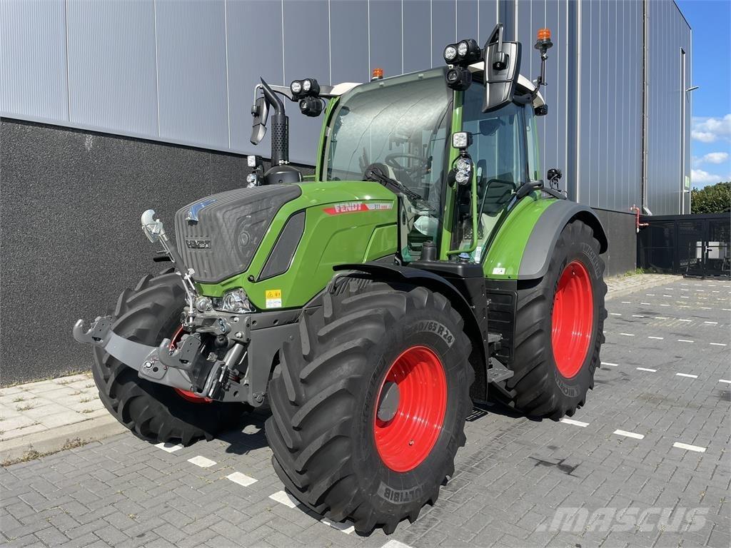 Fendt 311 Profi Tractoren