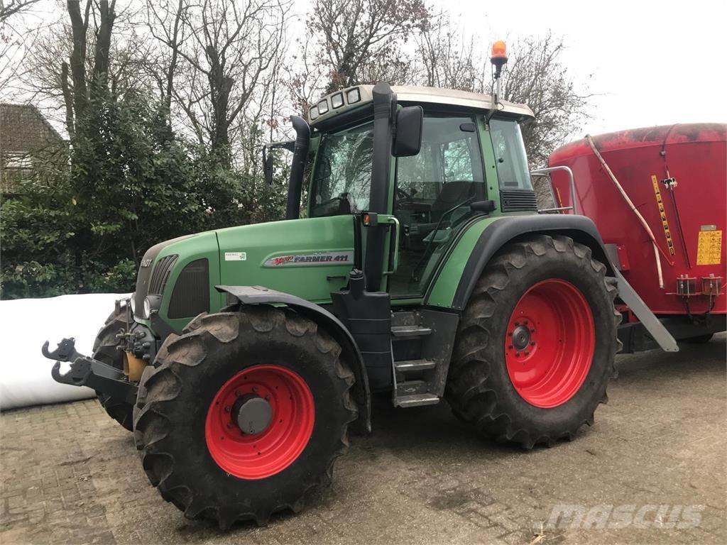 Fendt 411 Com2 Tractoren