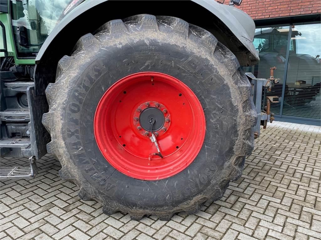 Fendt 826 Vario Tractoren