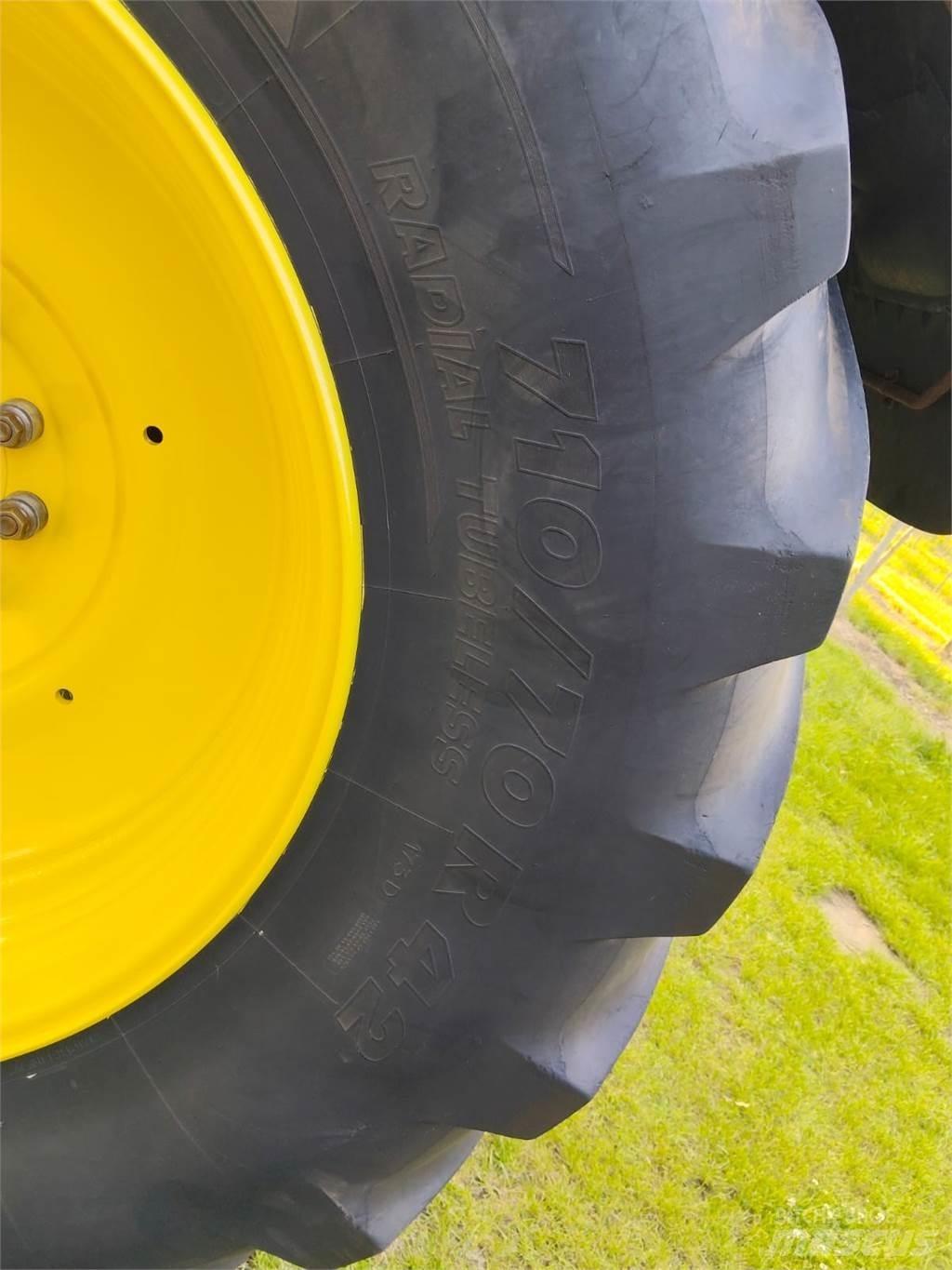 John Deere 6195R Tractoren