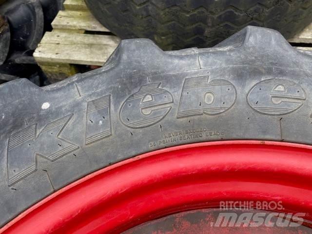 Kleber 280/85 R28 Banden, wielen en velgen