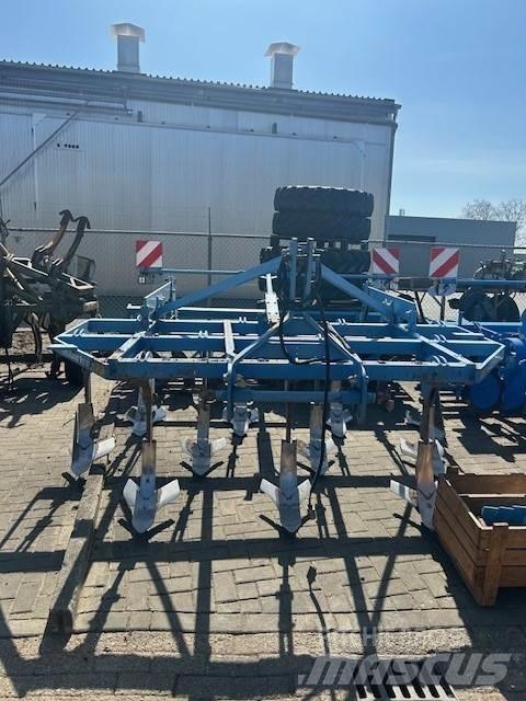 Lemken Karat 9/300 Cultivatoren