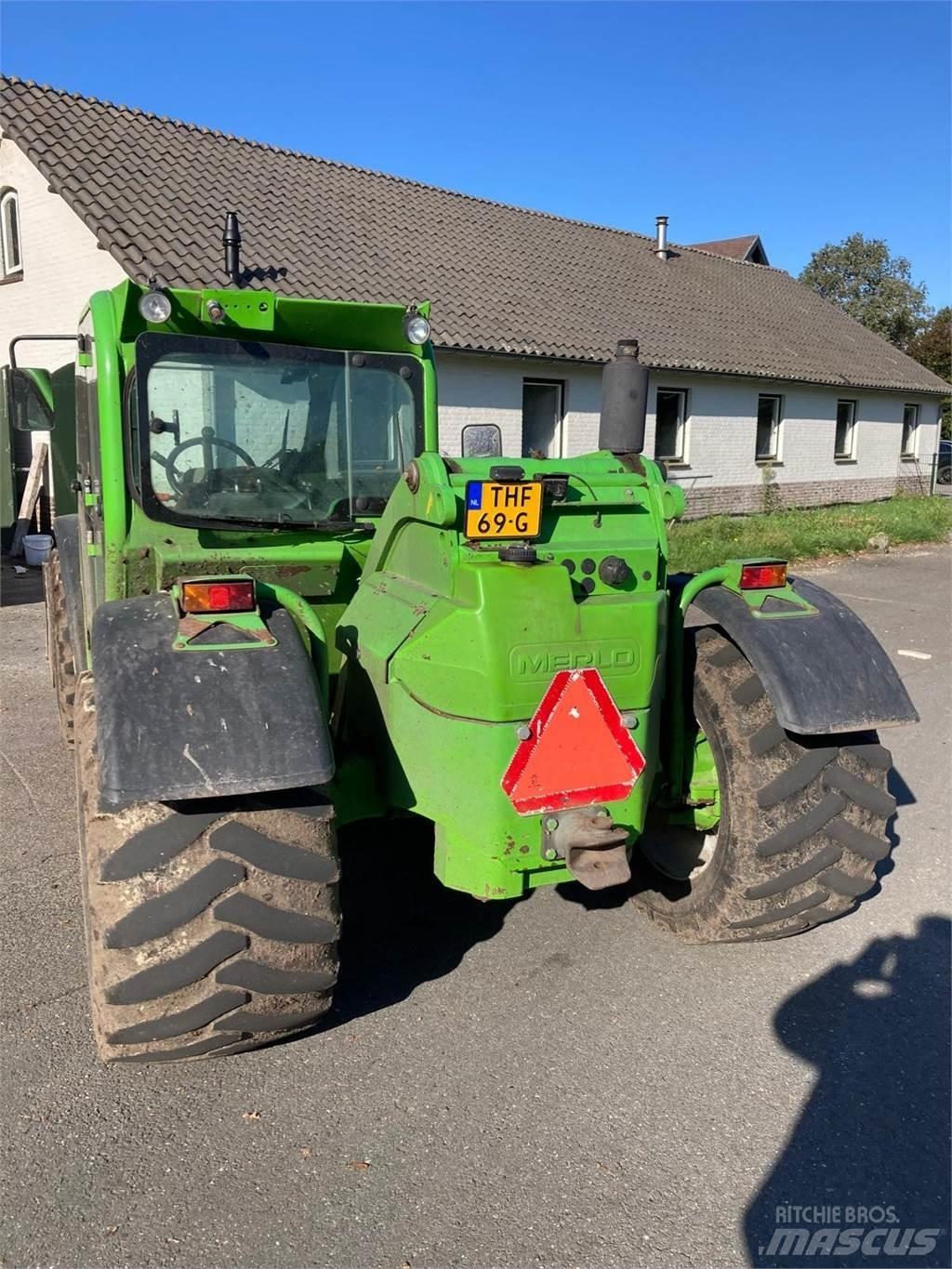 Merlo 32.6 L Plus Verreikers voor landbouw