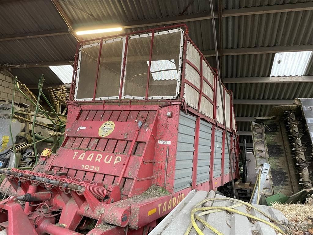 Taarup 1030 Opraapwagens