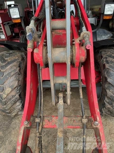 Weidemann 4080 LP Voorladers en gravers