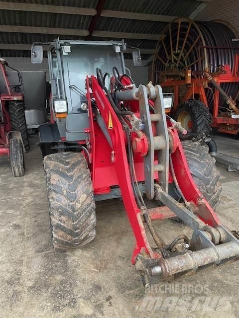 Weidemann 4080 LP Voorladers en gravers