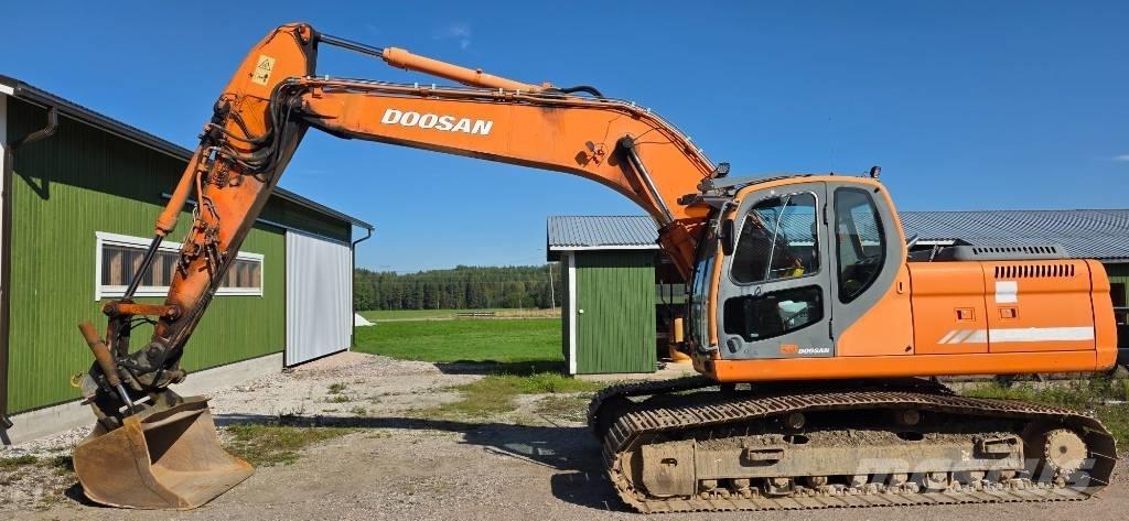 Doosan DX 225 LC Rupsgraafmachines